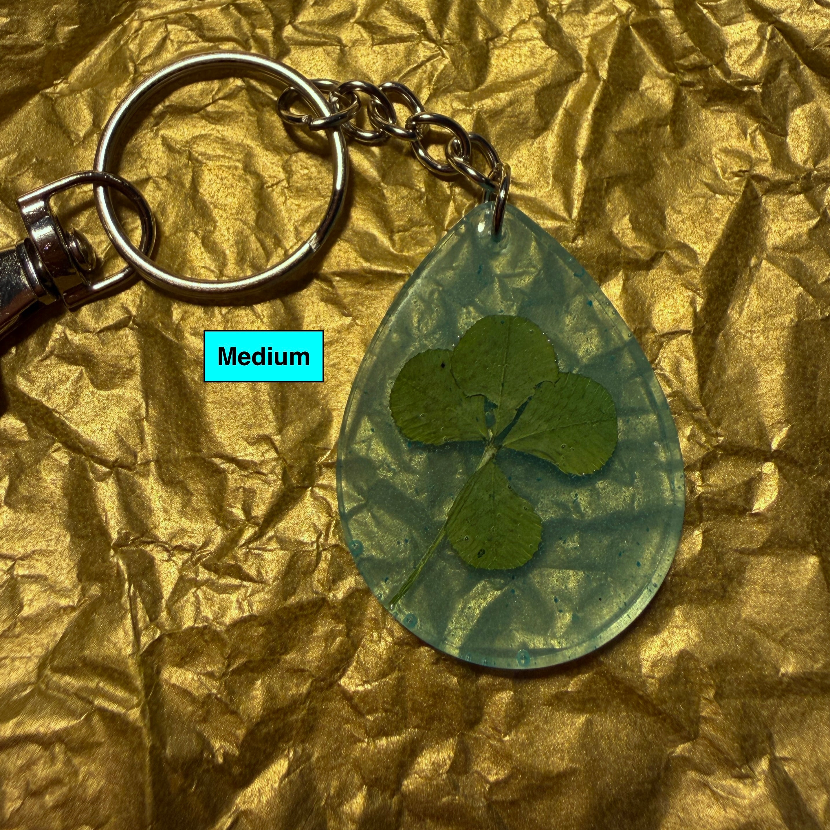 CLOVER keychain- Medium
